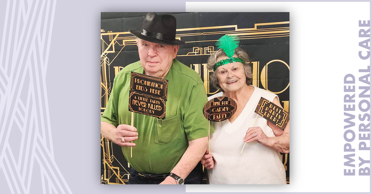 Atria residents enjoying a Gatsby party together